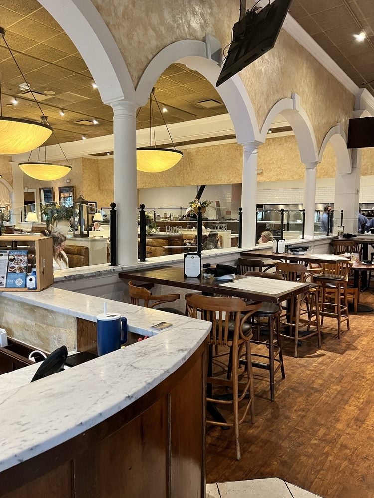 Brio Italian Grille — 0.4 mi from Voodoo Bayou